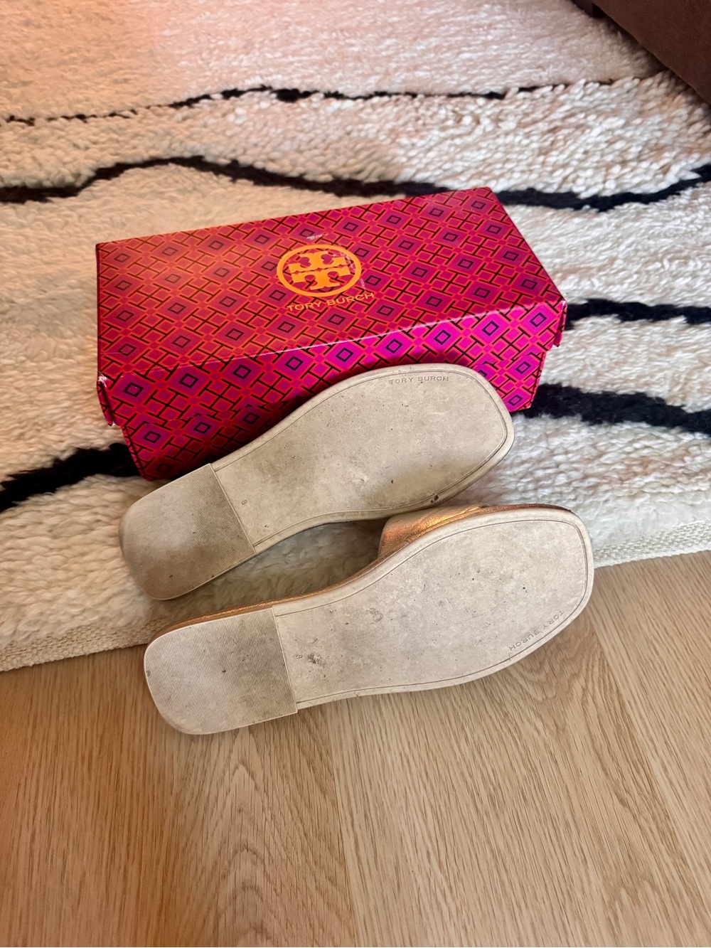 Tory Burch Metallic Gold Slides - Picture 4 of 6